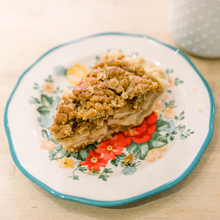 Load image into Gallery viewer, Apple Crumble Pie
